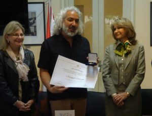 Entrega de Medalla Cabildo a Manuel Obregón