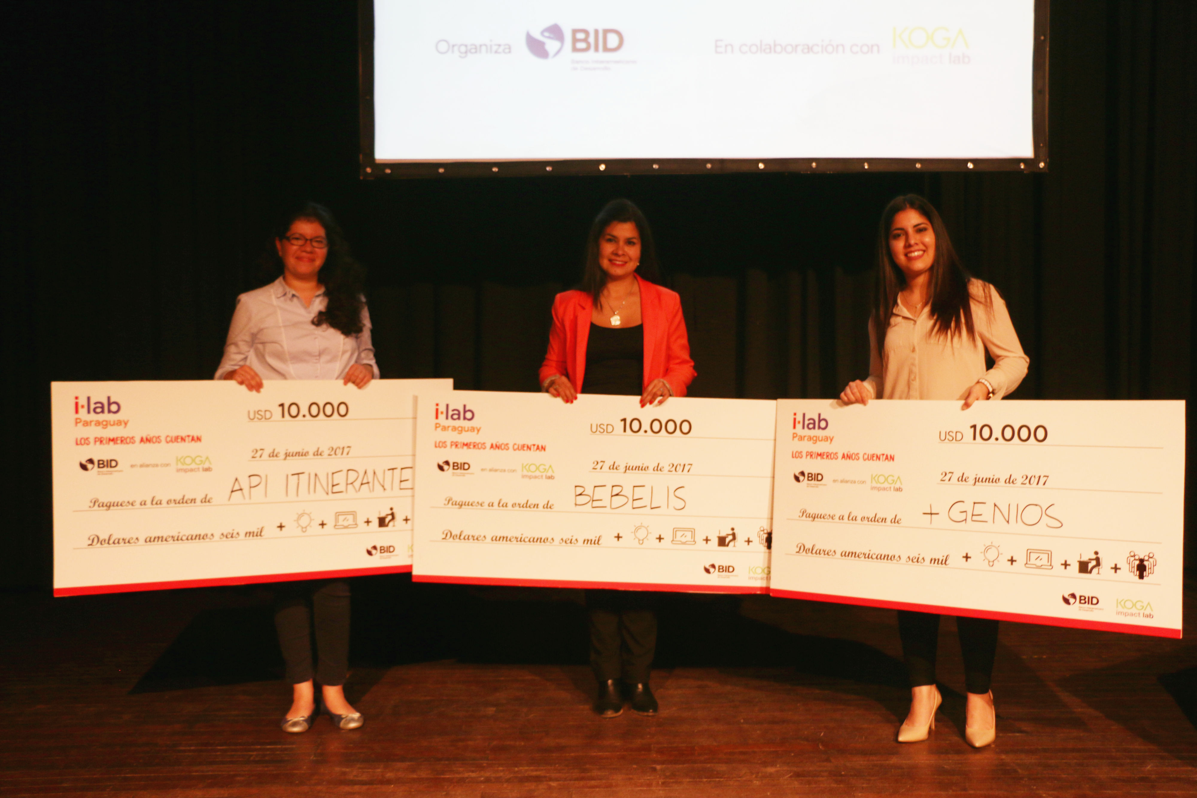 Premian a los ganadores del concurso «Los primeros años cuentan» de I-Lab Paraguay