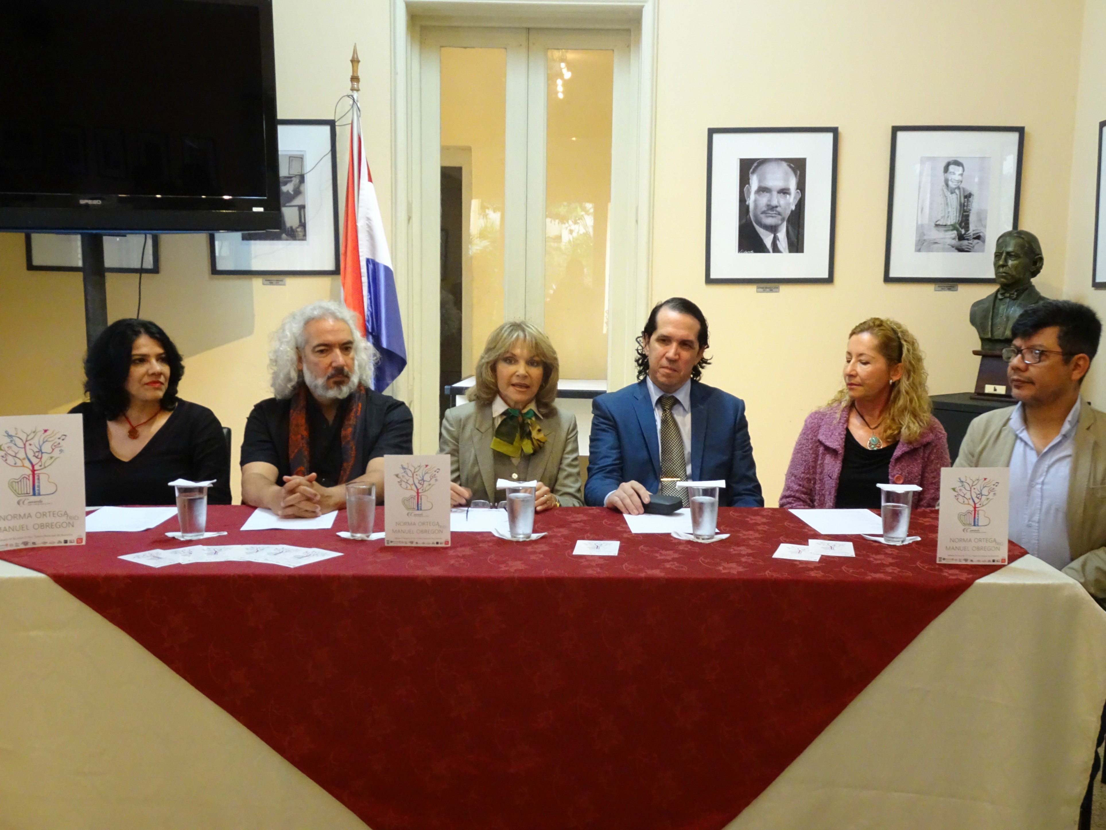 El pianista costarricense Manuel Obregón y la arpista paraguaya Norma Ortega se presentarán en el Teatro Municipal