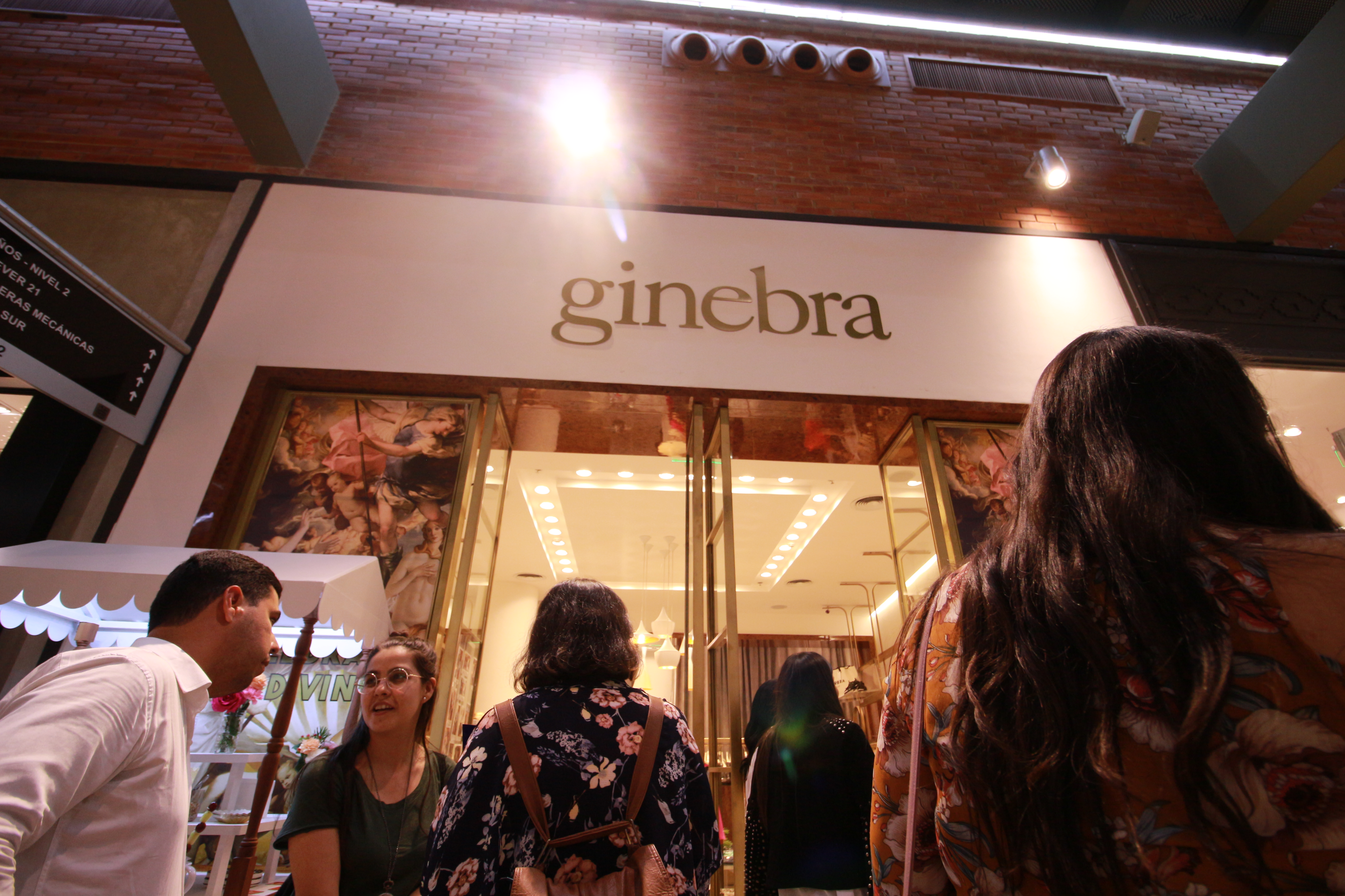 Ginebra cumple su primer año en Asunción