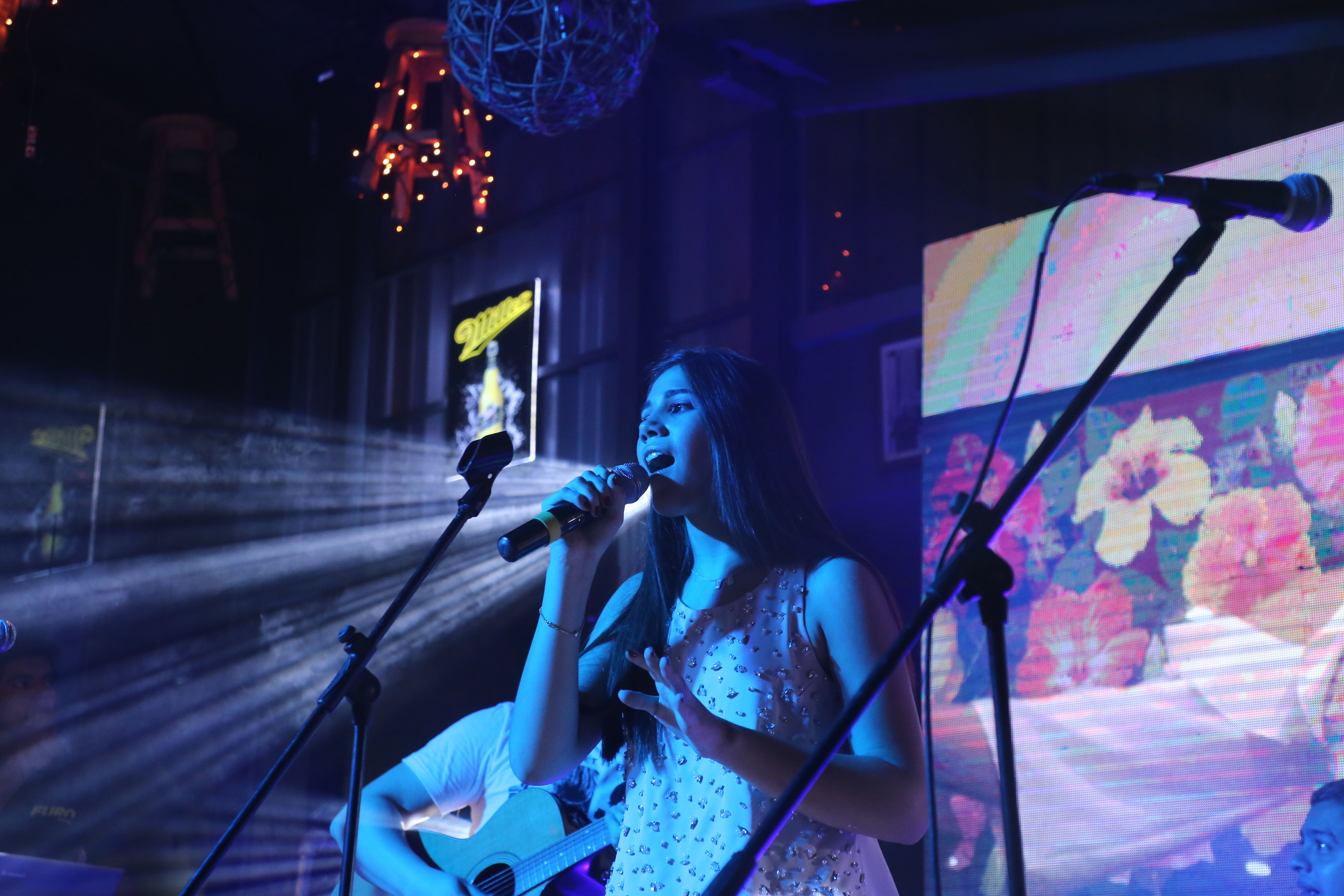 Isabella Villagra lanzó su primer material