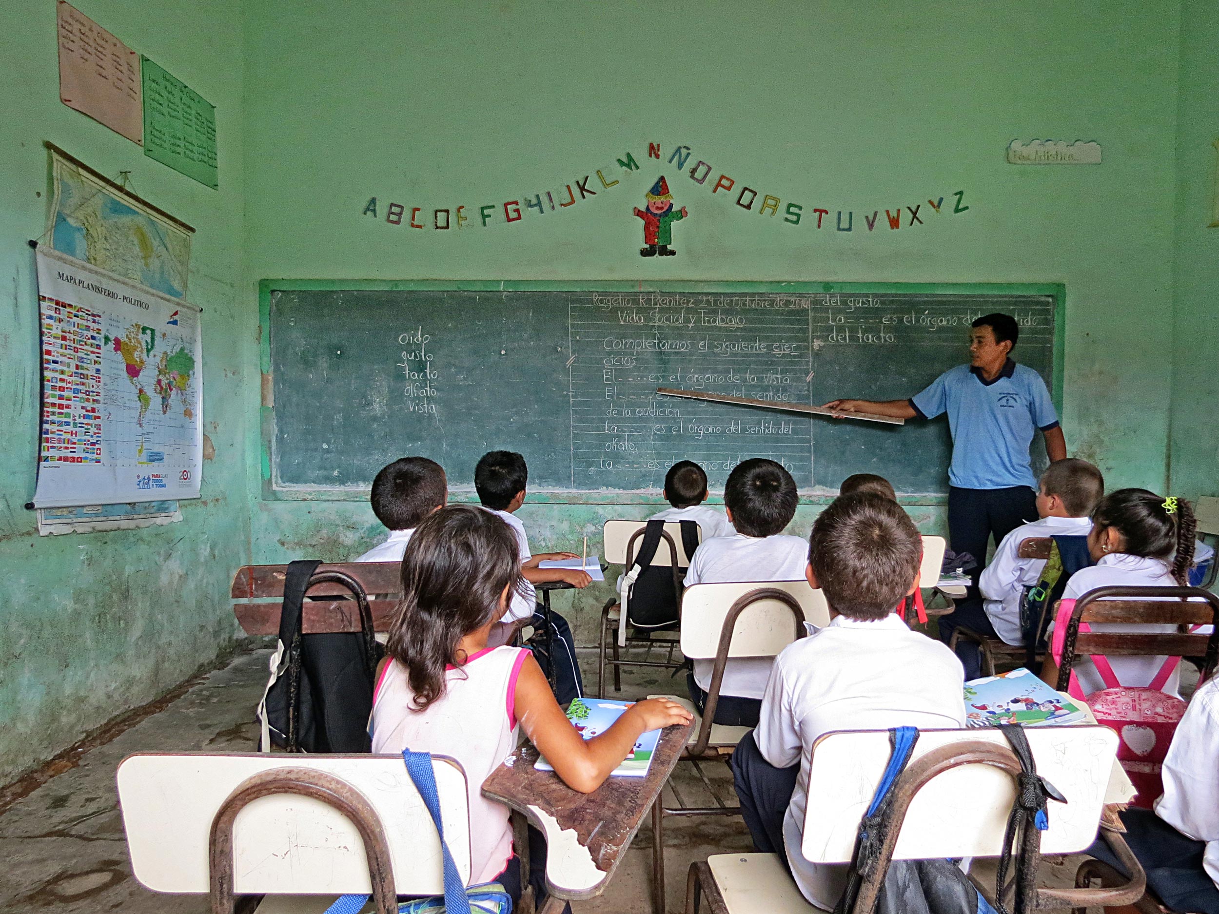 MANIFIESTO POR LA EDUCACIÓN PÚBLICA