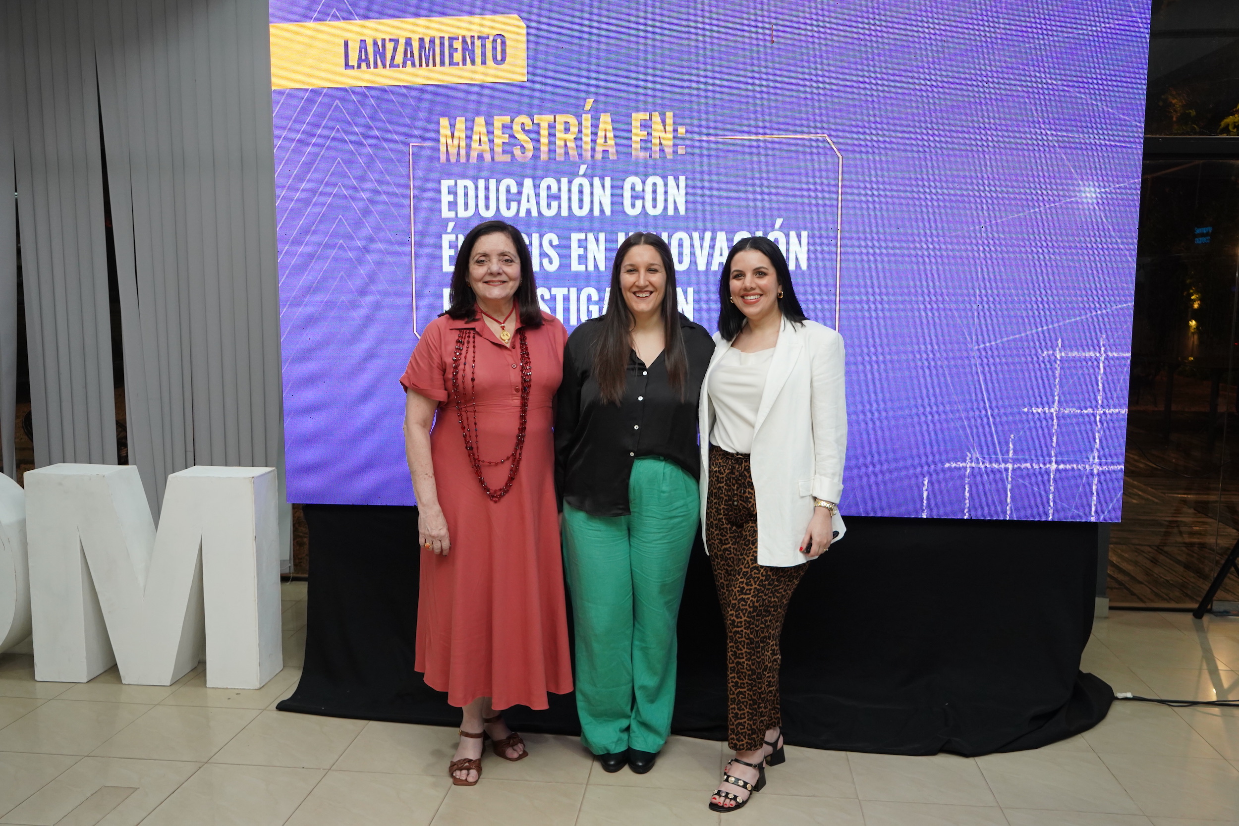 La UCOM presenta la Maestría en Educación con Énfasis en innovación e investigación