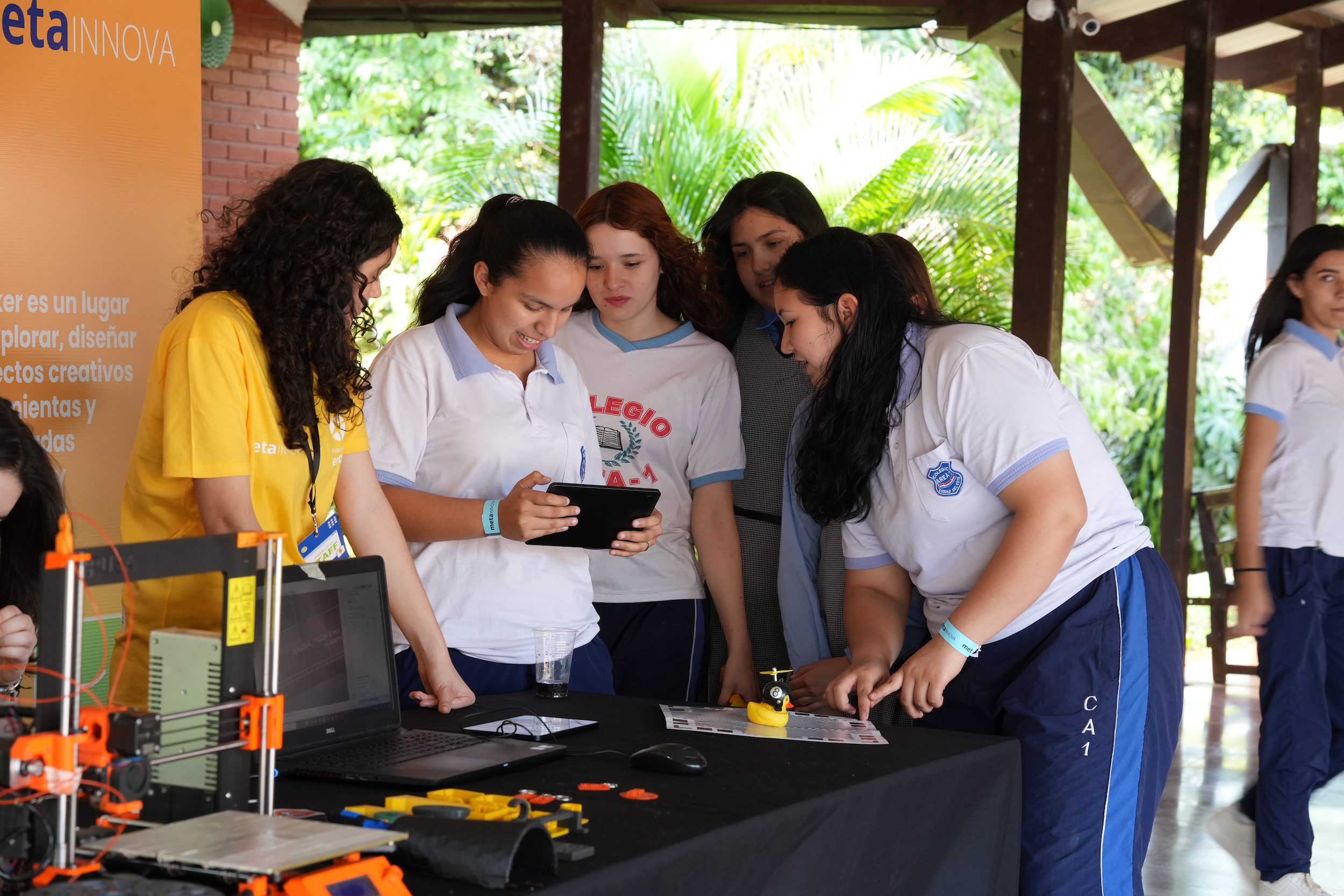MetaInnova llegó a estudiantes y docentes de diferentes puntos del país con tecnología e innovación