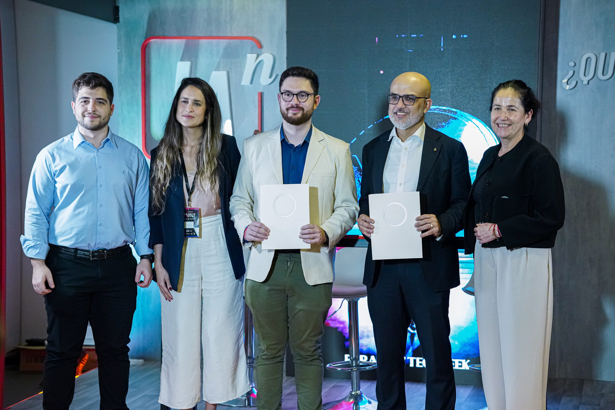 En el marco del Paraguay Tech Week, LAN Accelerator y BID Lab fortalecen el ecosistema emprendedor tecnológico regional