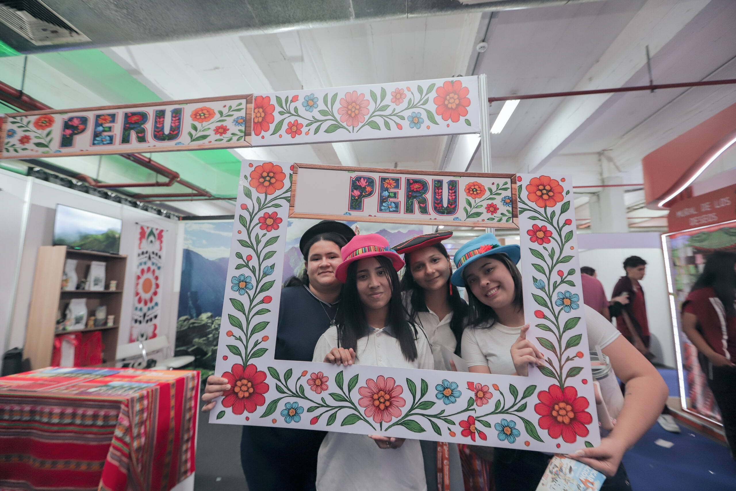 Fitpar 2025: el stand de la Embajada del Perú en Paraguay invita a un recorrido turístico con todos los sentidos