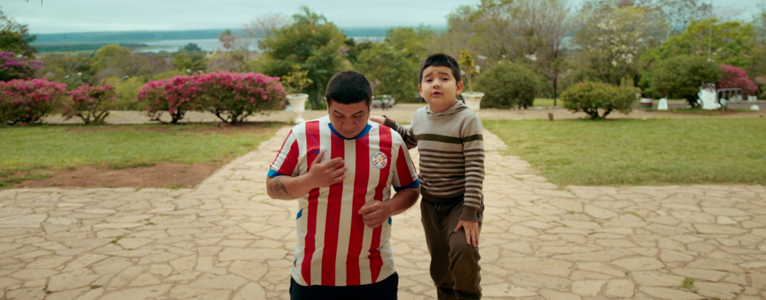 Amazon Prime Video suma a su catálogo para América a El Renacer Albirrojo, la película documental deportiva paraguaya